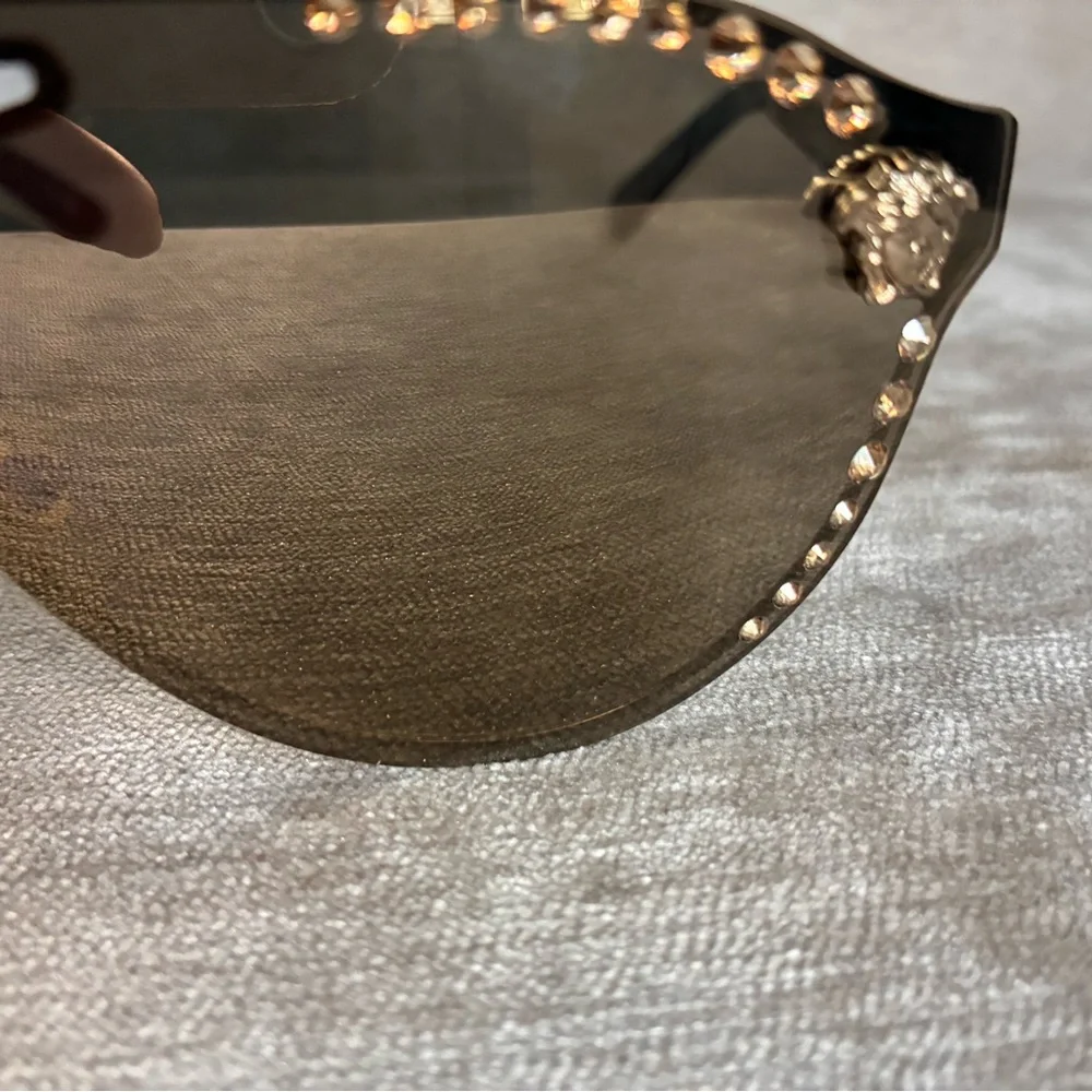 Versace women’s sunglasses MOD 2161-B 1252/5A 140 3N - Picture 5 of 12